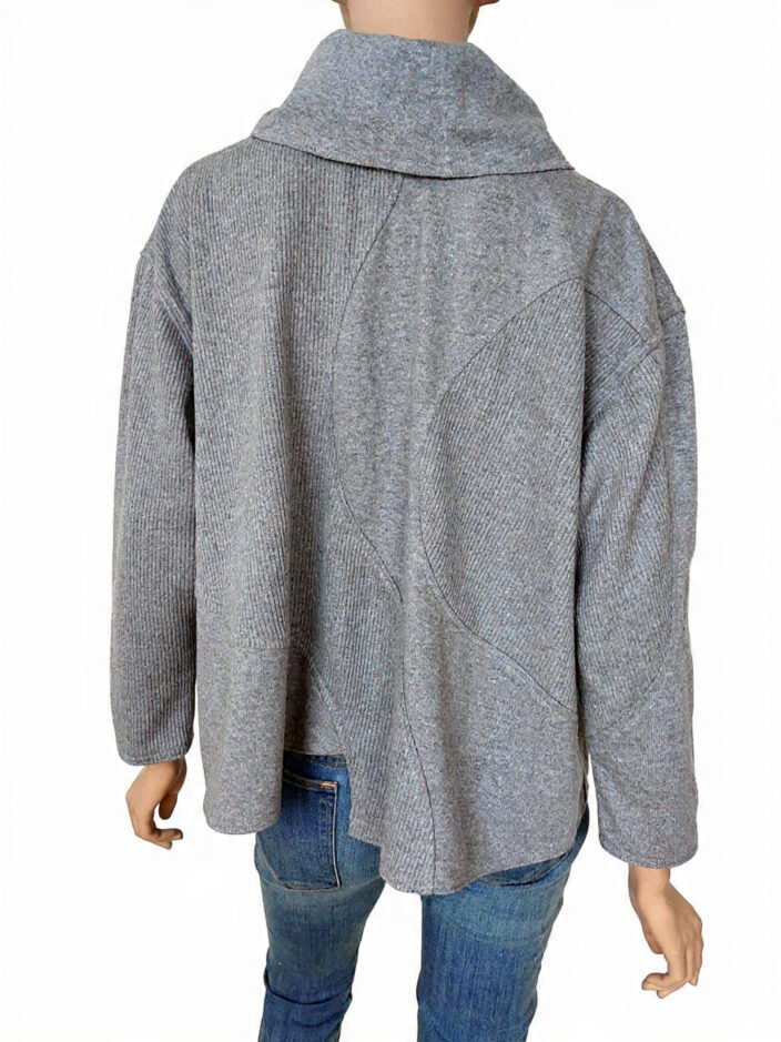 Wijde katoenen trui, grijs heuplang met wijde zomer col